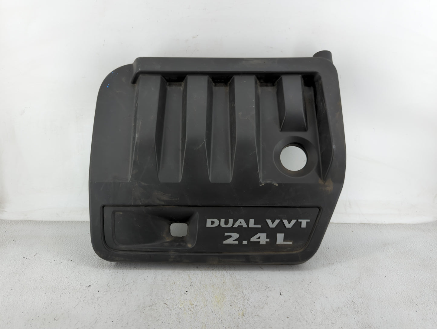 2011 Chrysler 200 Engine Cover - Oemusedautoparts1.com