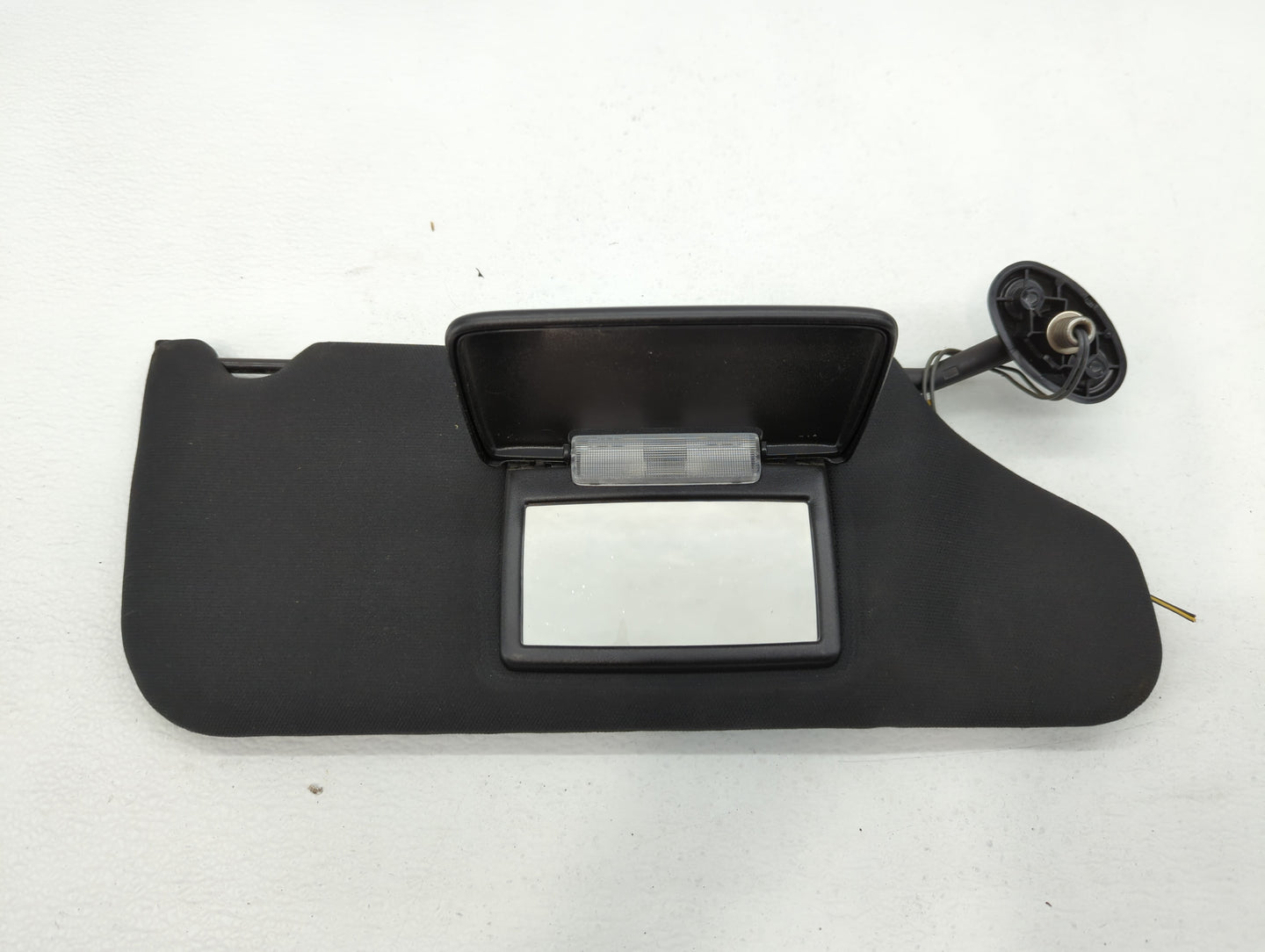 2011-2014 Chrysler 200 Sun Visor Shade Replacement Passenger Right Mirror Fits Fits 2011 2012 2013 2014 OEM Used Auto Parts 