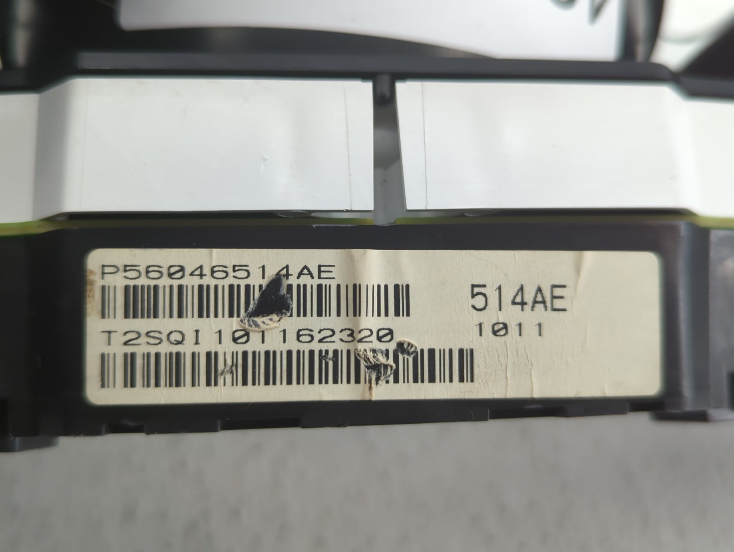2011-2014 Chrysler 200 Instrument Cluster Speedometer Gauges P/N:P56046514AE Fits Fits 2011 2012 2013 2014 OEM Used Auto Par