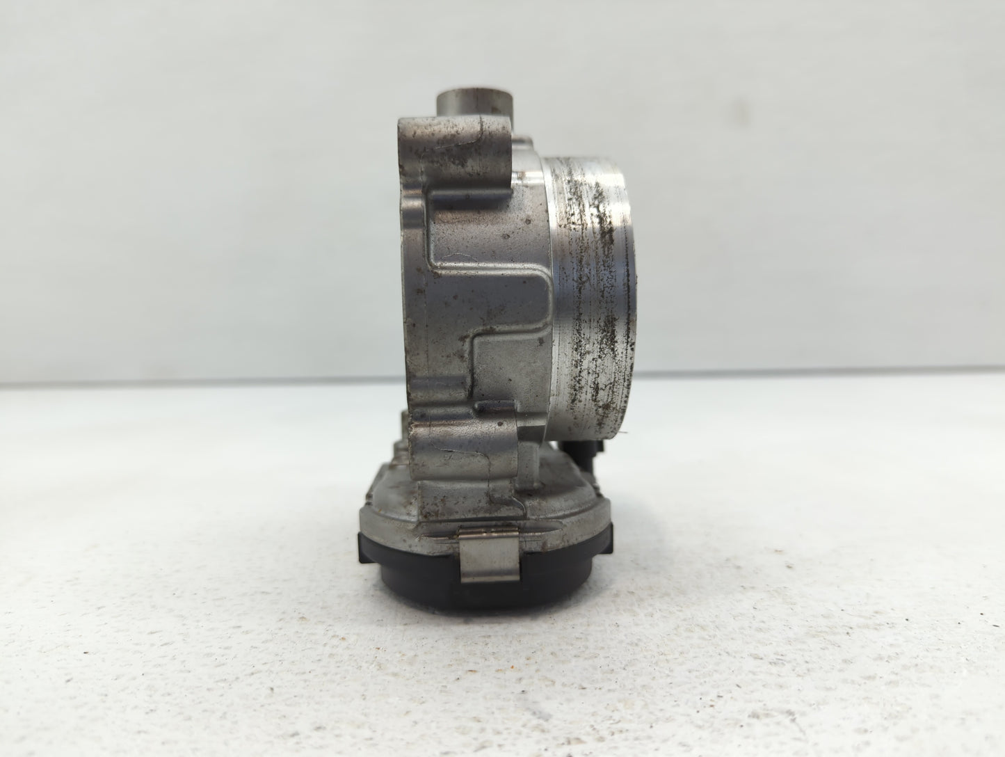 2011-2017 Chrysler 200 Throttle Body P/N:05184349AC Fits Fits 2011 2012 2013 2014 2015 2016 2017 2018 2019 2020 2021 2022 OE