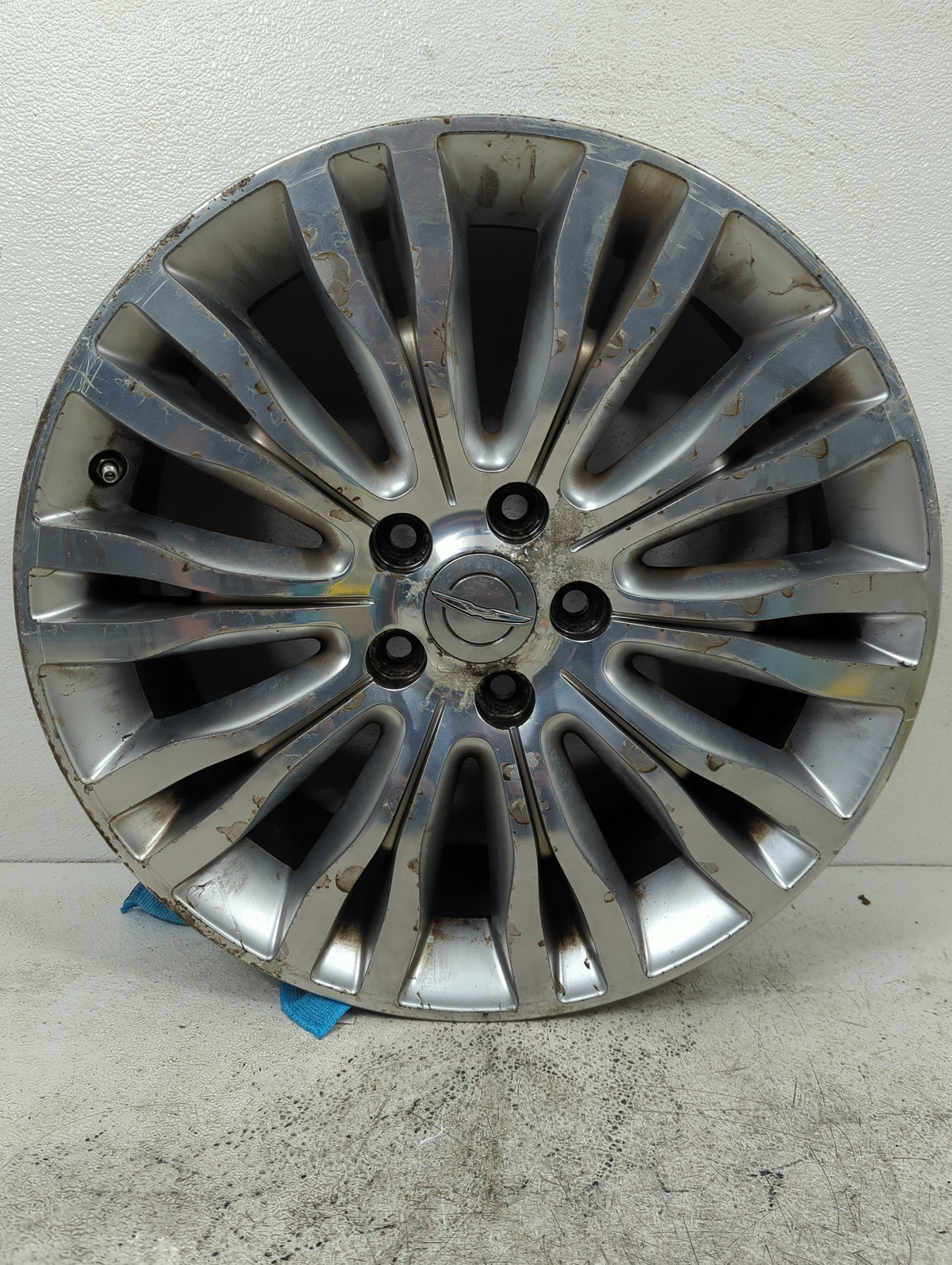 2011 Chrysler 200 Oem Wheel Rim 5030141 - Oemusedautoparts1.com