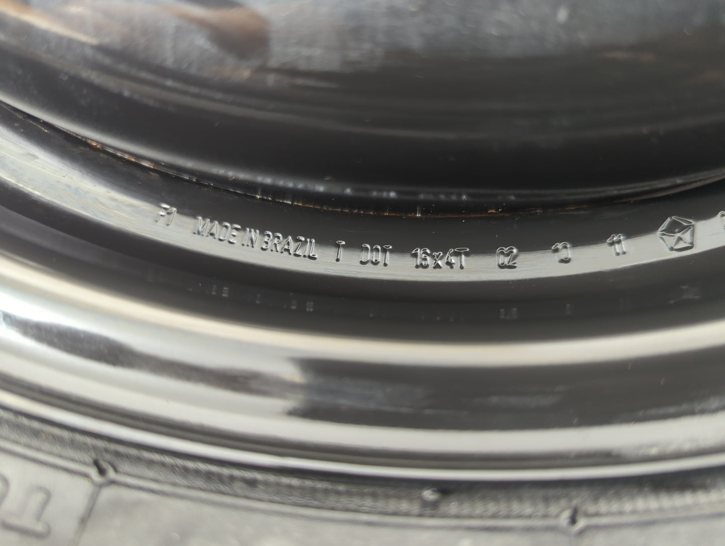 2011 Chrysler 200 Spare Donut Tire Wheel Rim Oem - Oemusedautoparts1.com