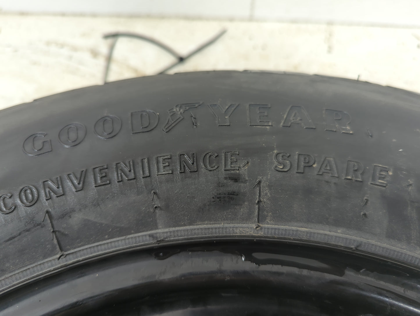 2011 Chrysler 200 Spare Donut Tire Wheel Rim Oem - Oemusedautoparts1.com