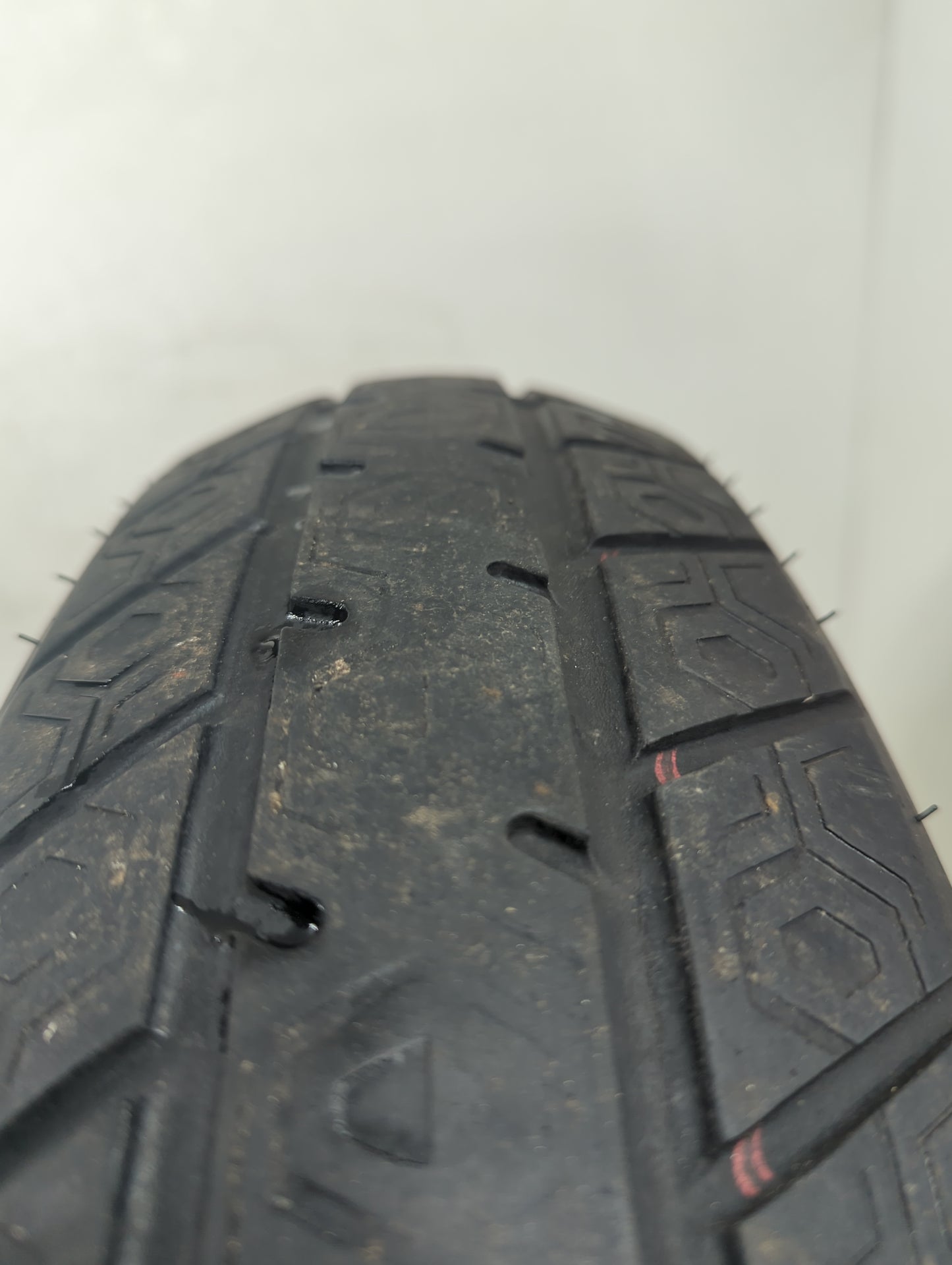 2011 Chrysler 200 Spare Donut Tire Wheel Rim Oem - Oemusedautoparts1.com