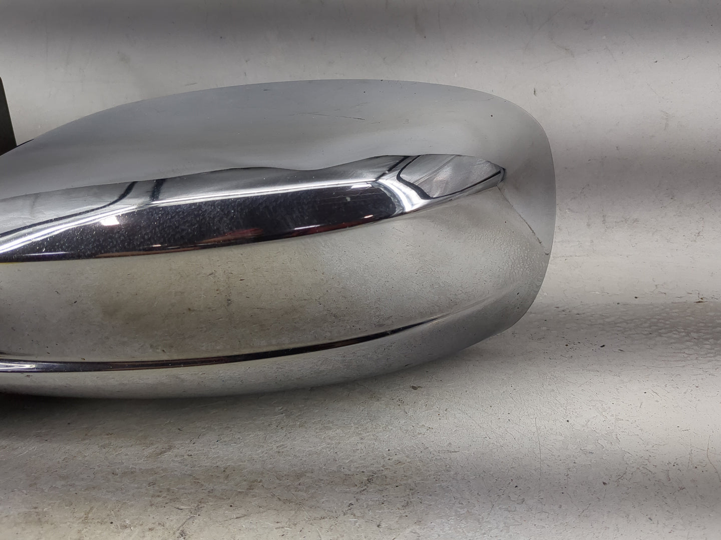 2011-2014 Chrysler 200 Driver Side View Mirror - Left Door Mirror OEM Used - Oemusedautoparts1.com