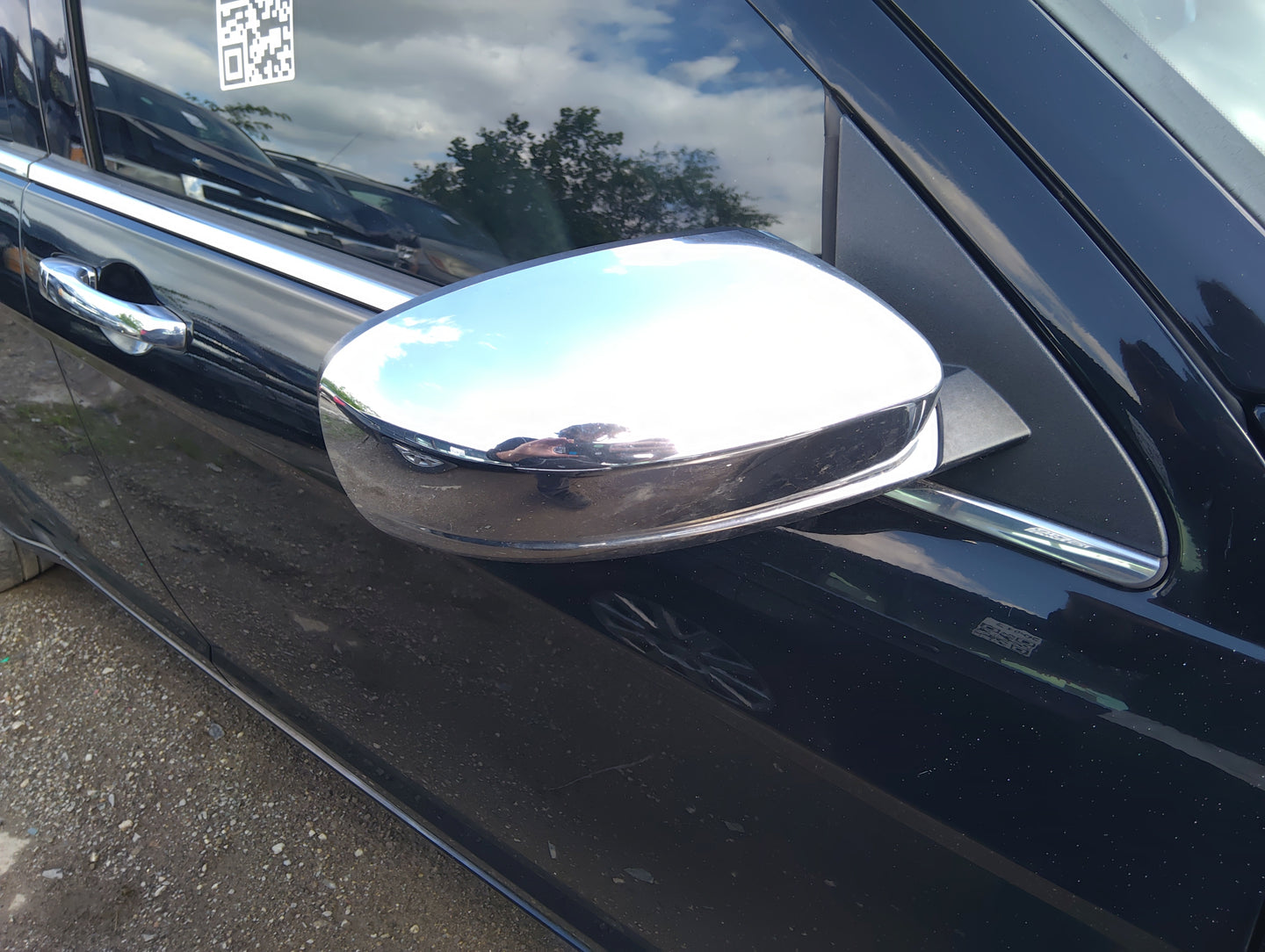 2011-2014 Chrysler 200 Passenger Side View Mirror - Right Door Mirror OEM Used - Oemusedautoparts1.com