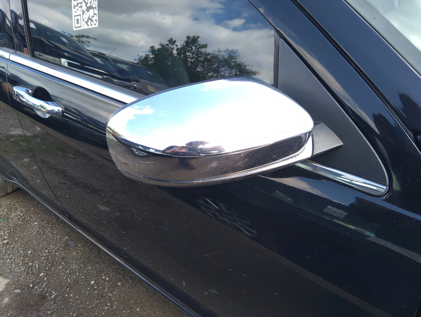 2011-2014 Chrysler 200 Passenger Side View Mirror - Right Door Mirror OEM Used - Oemusedautoparts1.com