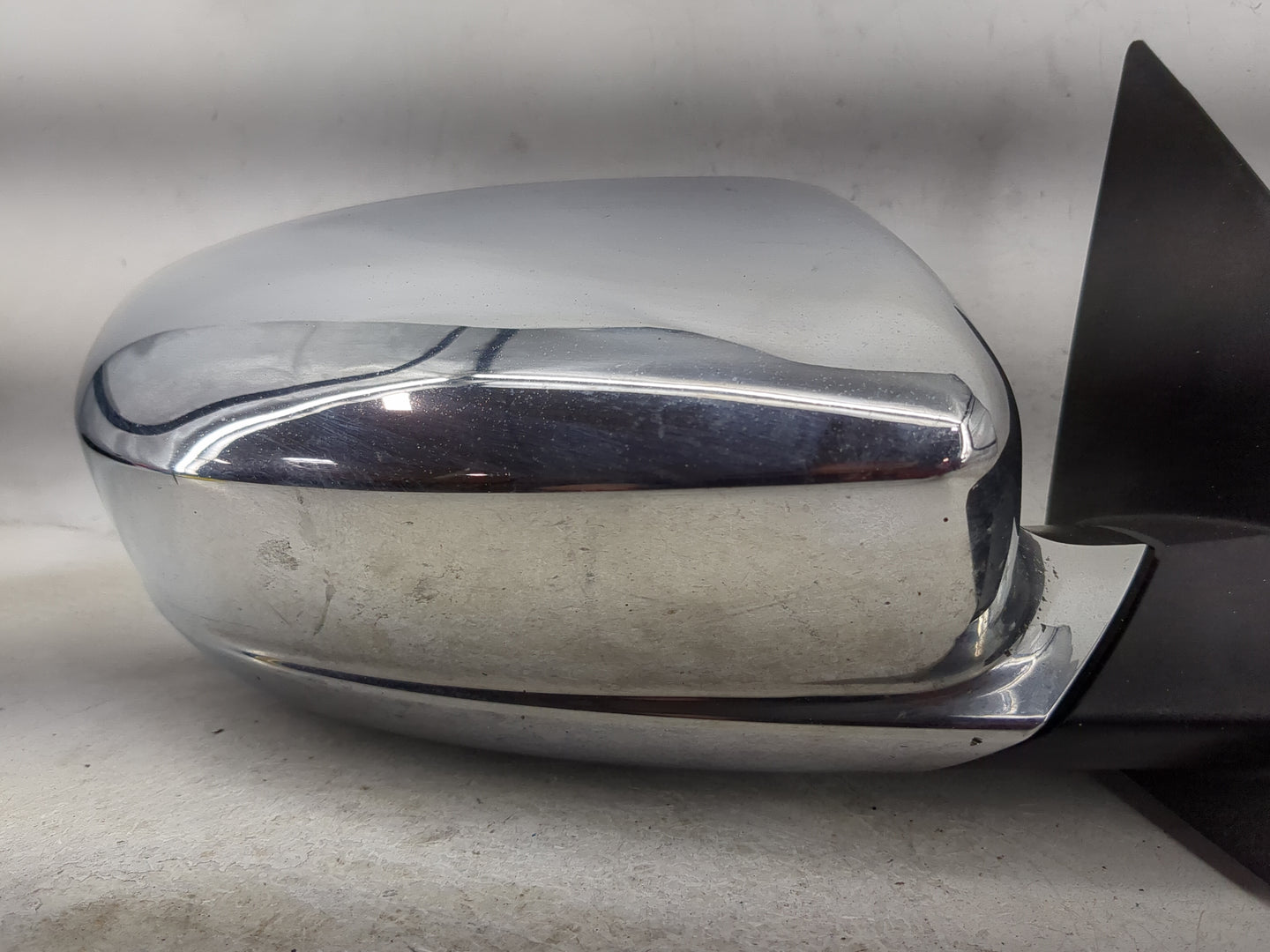 2011-2014 Chrysler 200 Passenger Side View Mirror - Right Door Mirror OEM Used - Oemusedautoparts1.com