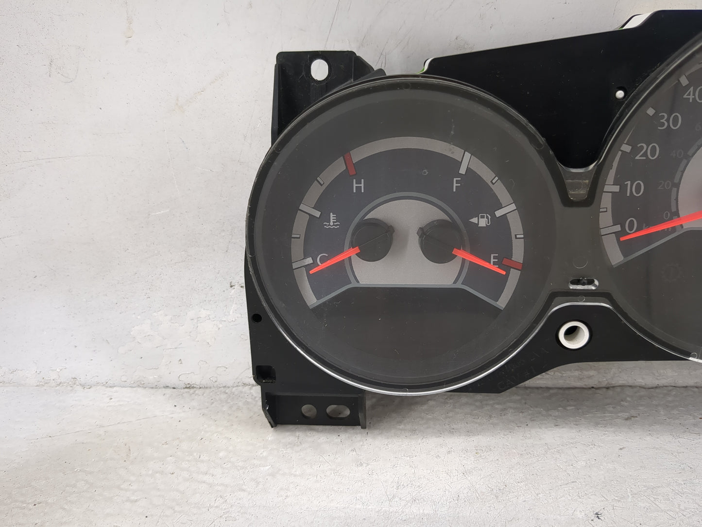 2011-2014 Chrysler 200 Instrument Cluster Speedometer Gauges Miles:204K Fits Fits 2011 2012 2013 2014 OEM Used Auto Parts - 