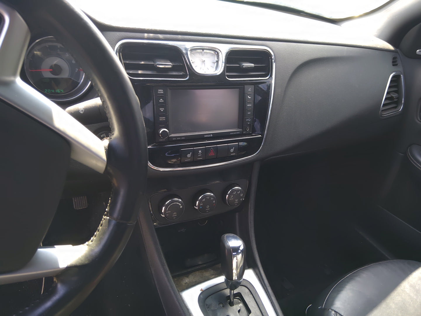 2011-2013 Chrysler 200 Radio AM FM Cd Player Receiver Replacement Fits Fits 2011 2013 2014 OEM Used Auto Parts - Oemusedauto