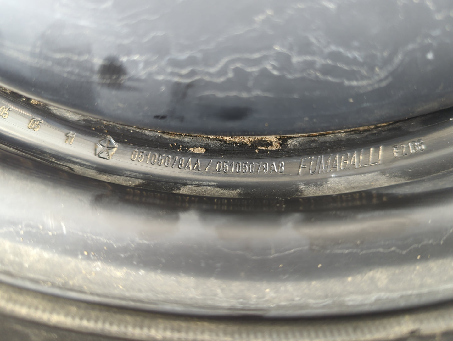 2011-2014 Chrysler 200 Spare Donut Tire Wheel Rim Oem 5033422 - Oemusedautoparts1.com
