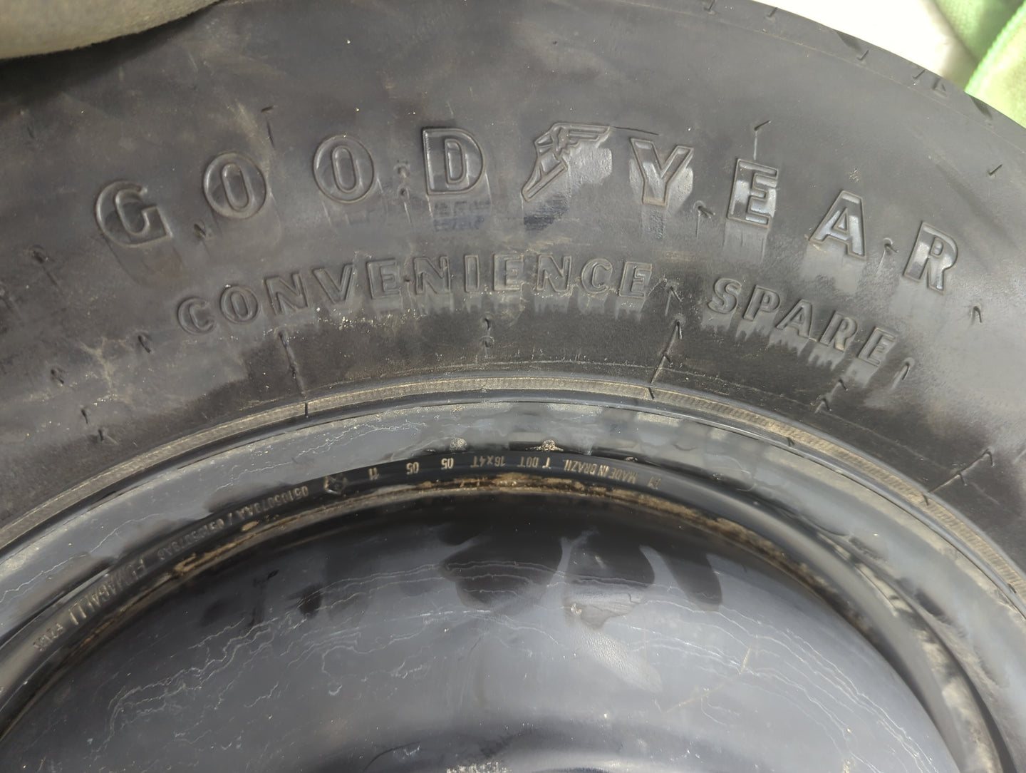 2011-2014 Chrysler 200 Spare Donut Tire Wheel Rim Oem 5033422 - Oemusedautoparts1.com
