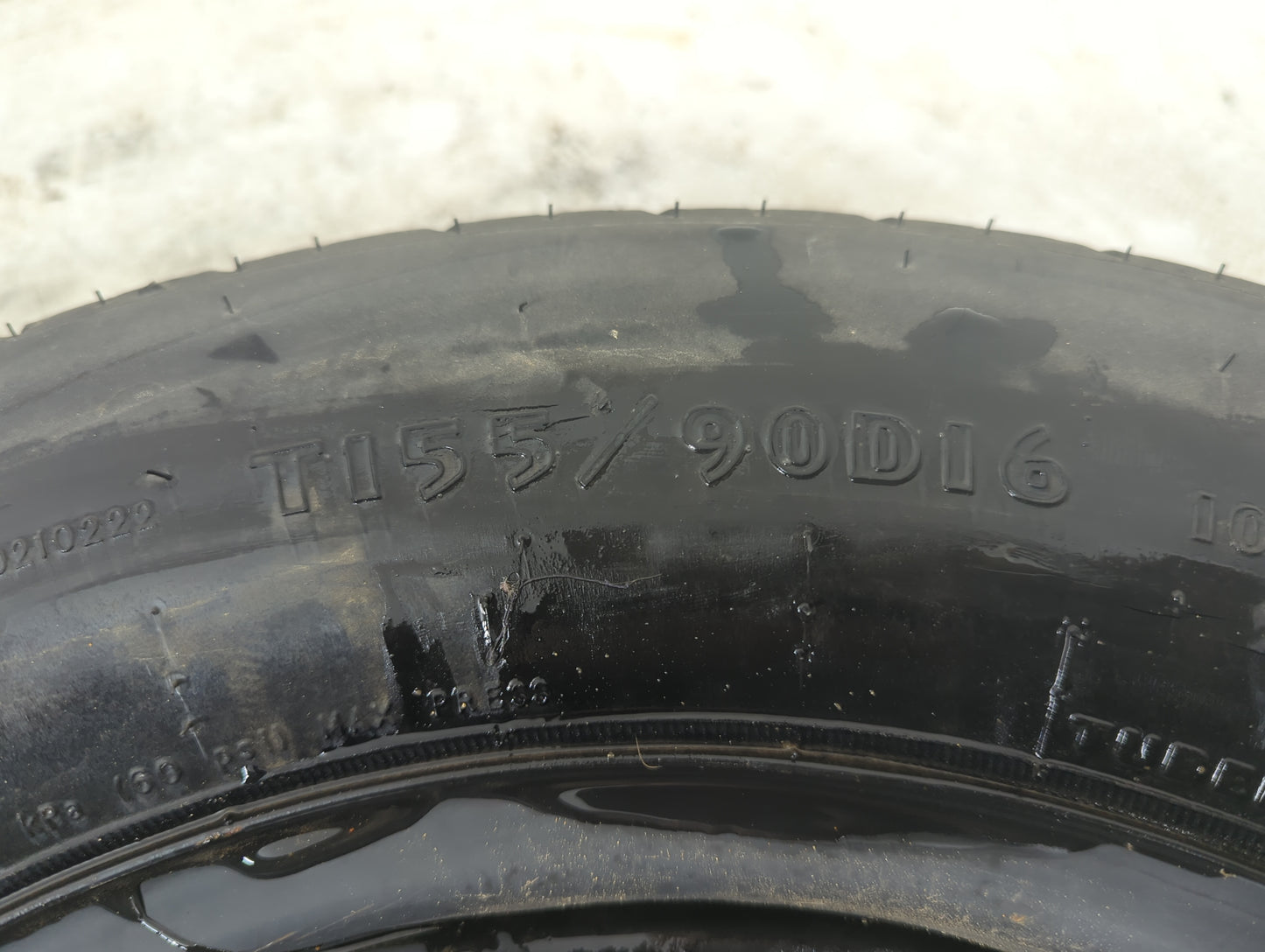 2011-2014 Chrysler 200 Spare Donut Tire Wheel Rim Oem 5033422 - Oemusedautoparts1.com