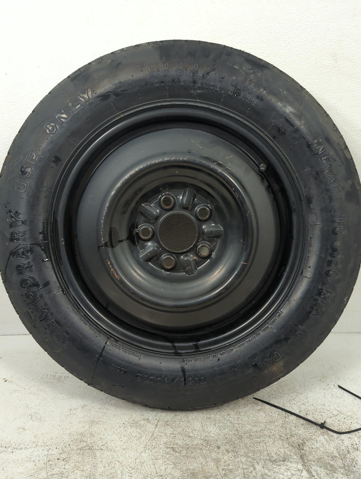 2011-2014 Chrysler 200 Spare Donut Tire Wheel Rim Oem 5037160 - Oemusedautoparts1.com
