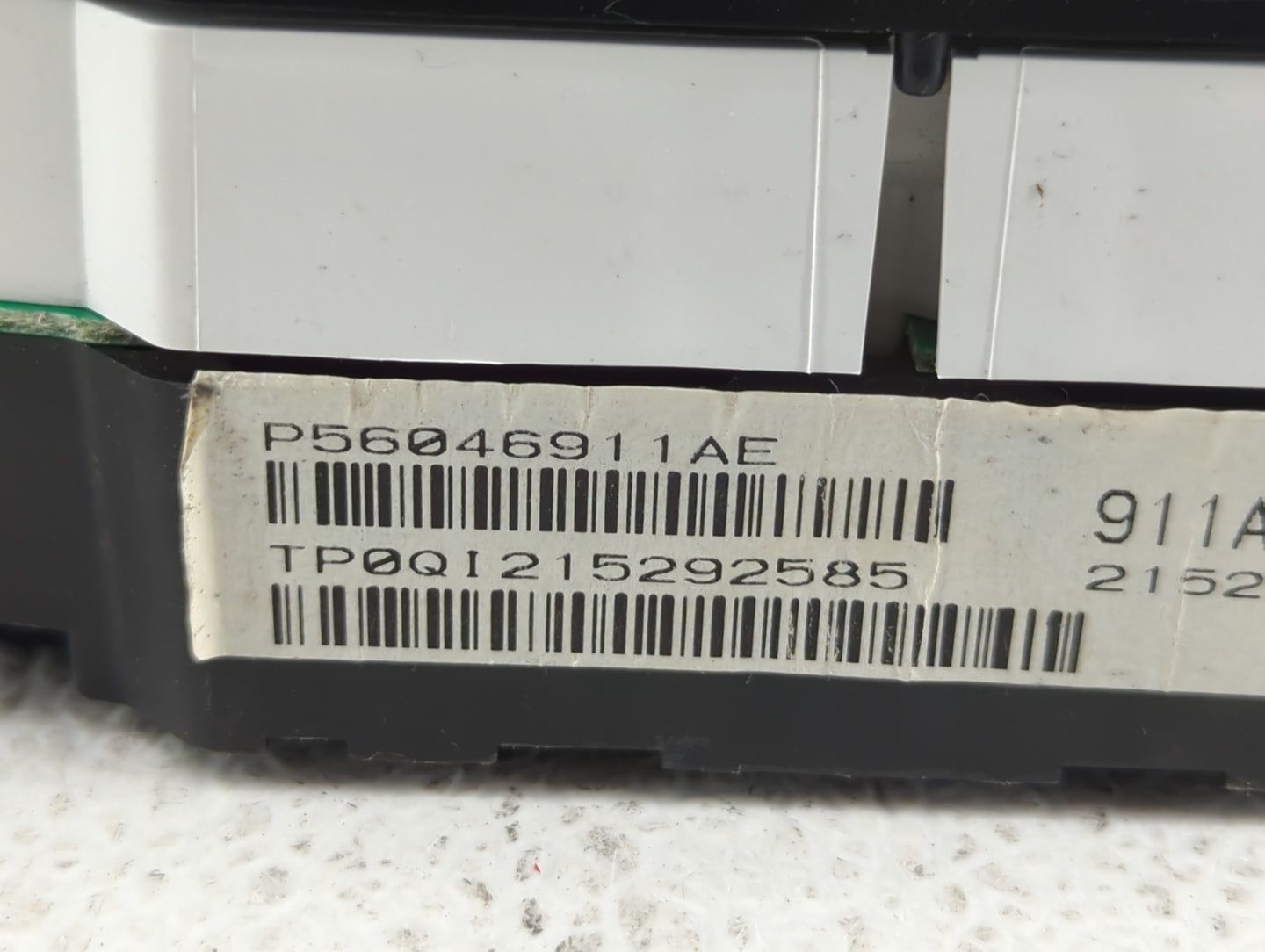 2011-2014 Chrysler 200 Instrument Cluster Speedometer Gauges P/N:P56046514AF P56046514AE Fits Fits 2011 2012 2013 2014 OEM U