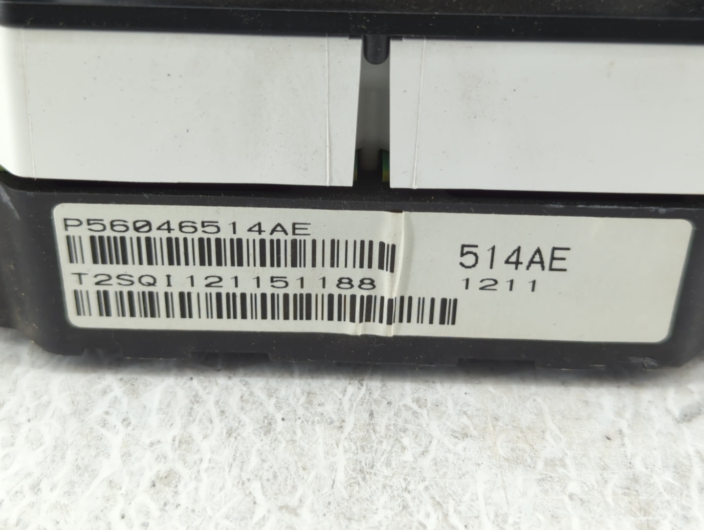 2011-2014 Chrysler 200 Instrument Cluster Speedometer Gauges P/N:P5606514AE Fits Fits 2011 2012 2013 2014 OEM Used Auto Part