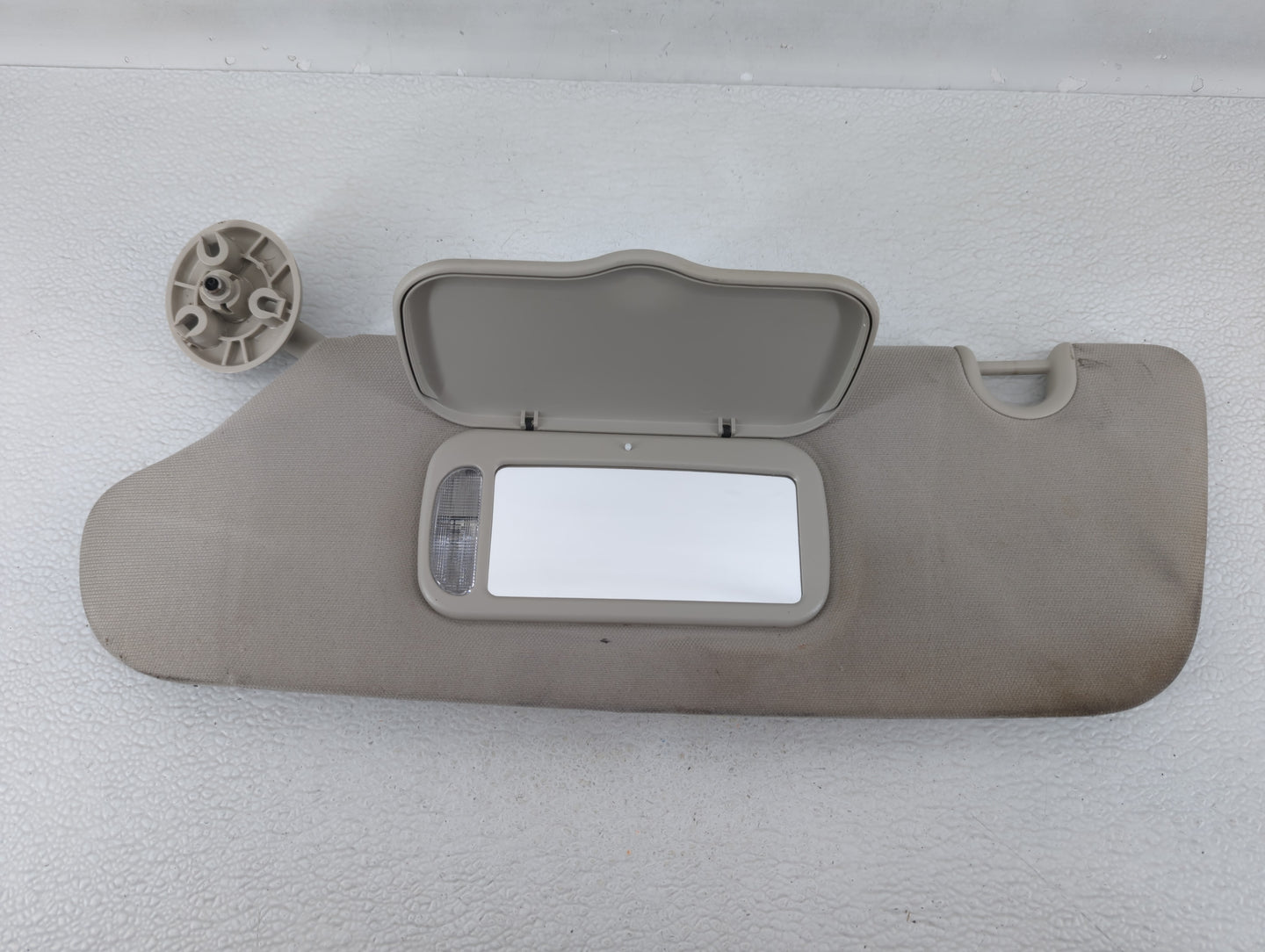 2011-2014 Chrysler 200 Sun Visor Shade Replacement Driver Left Mirror Fits Fits 2011 2012 2013 2014 OEM Used Auto Parts - Oe