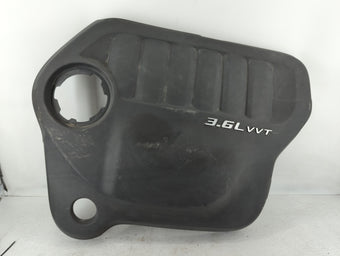 compare product 2011 Chrysler 200 Engine Cover 585884