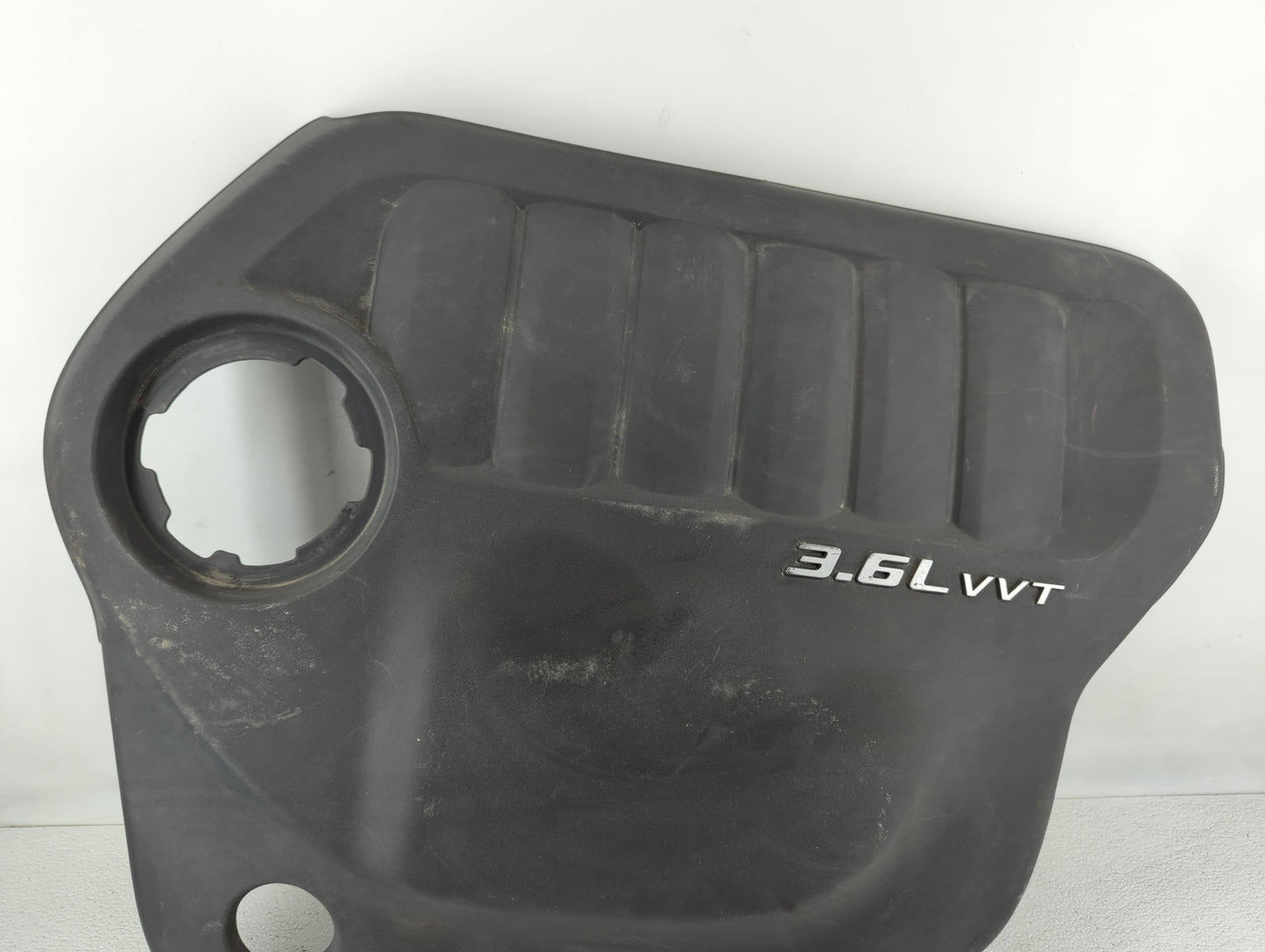 2011 Chrysler 200 Engine Cover - Oemusedautoparts1.com