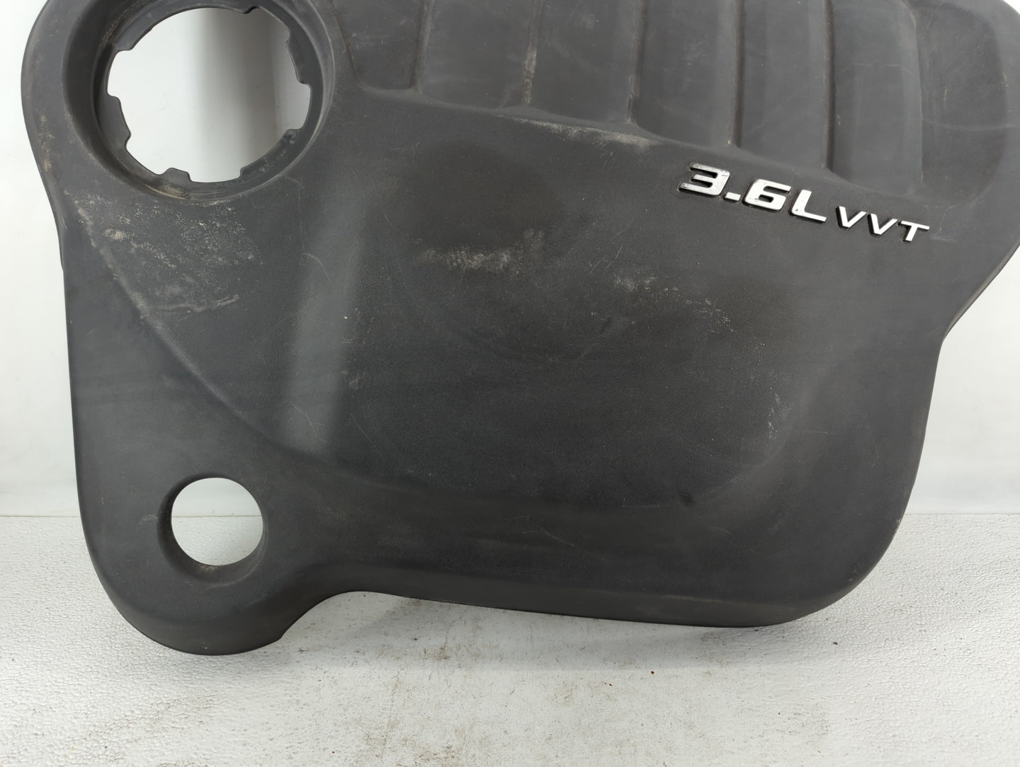 2011 Chrysler 200 Engine Cover - Oemusedautoparts1.com