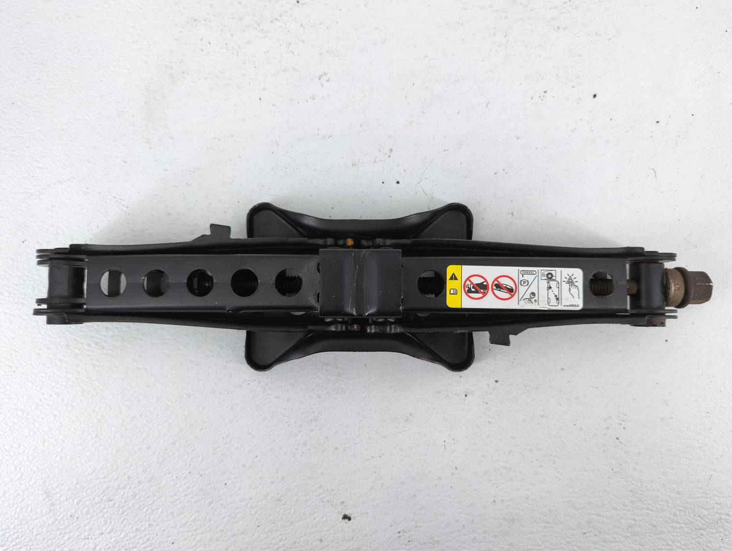 2011 Chrysler 200 Spare Scissor Car Jack - Oemusedautoparts1.com
