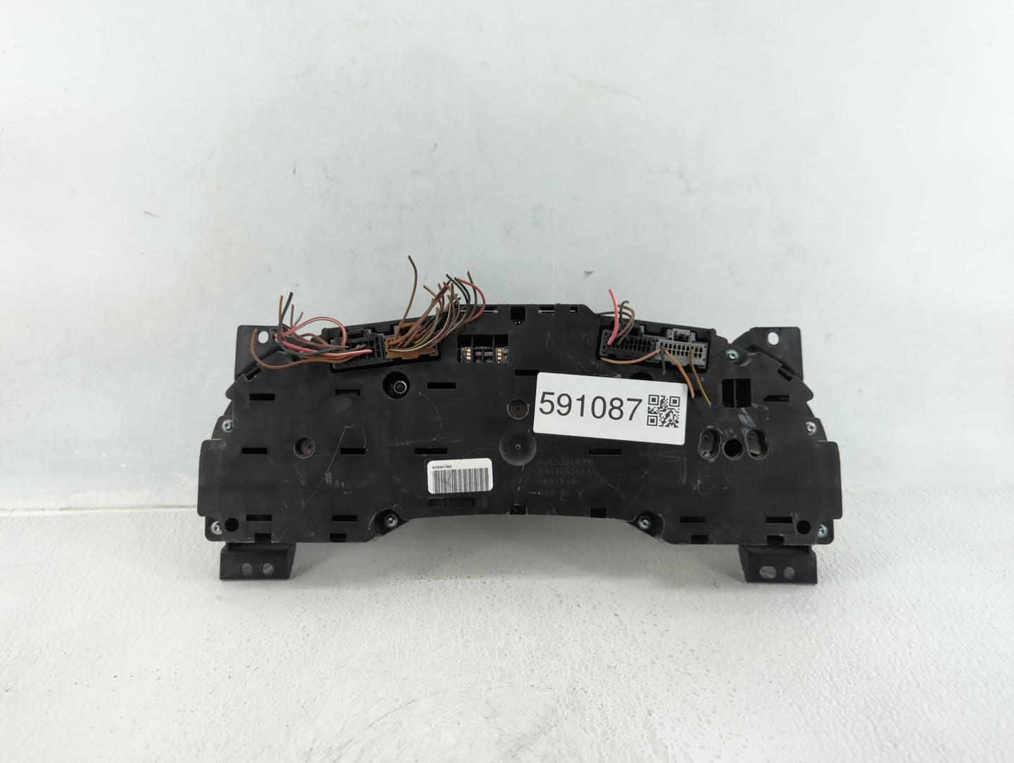 2011-2014 Chrysler 200 Instrument Cluster Speedometer Gauges P/N:P56046514AC Fits Fits 2011 2012 2013 2014 OEM Used Auto Par