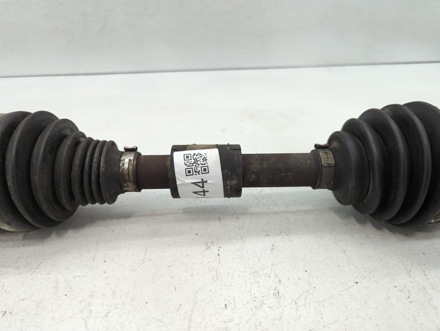 2011-2014 Chrysler 200 Axle Shaft Front Driver Cv C/v - Oemusedautoparts1.com