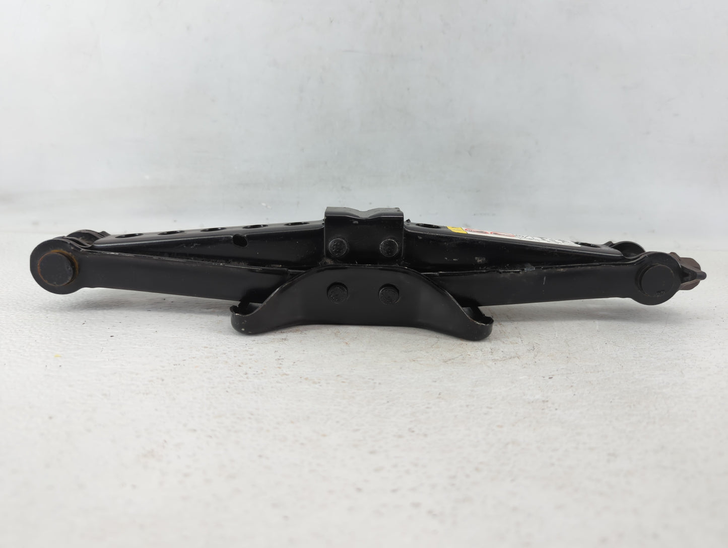 2011 Chrysler 200 Spare Scissor Car Jack - Oemusedautoparts1.com