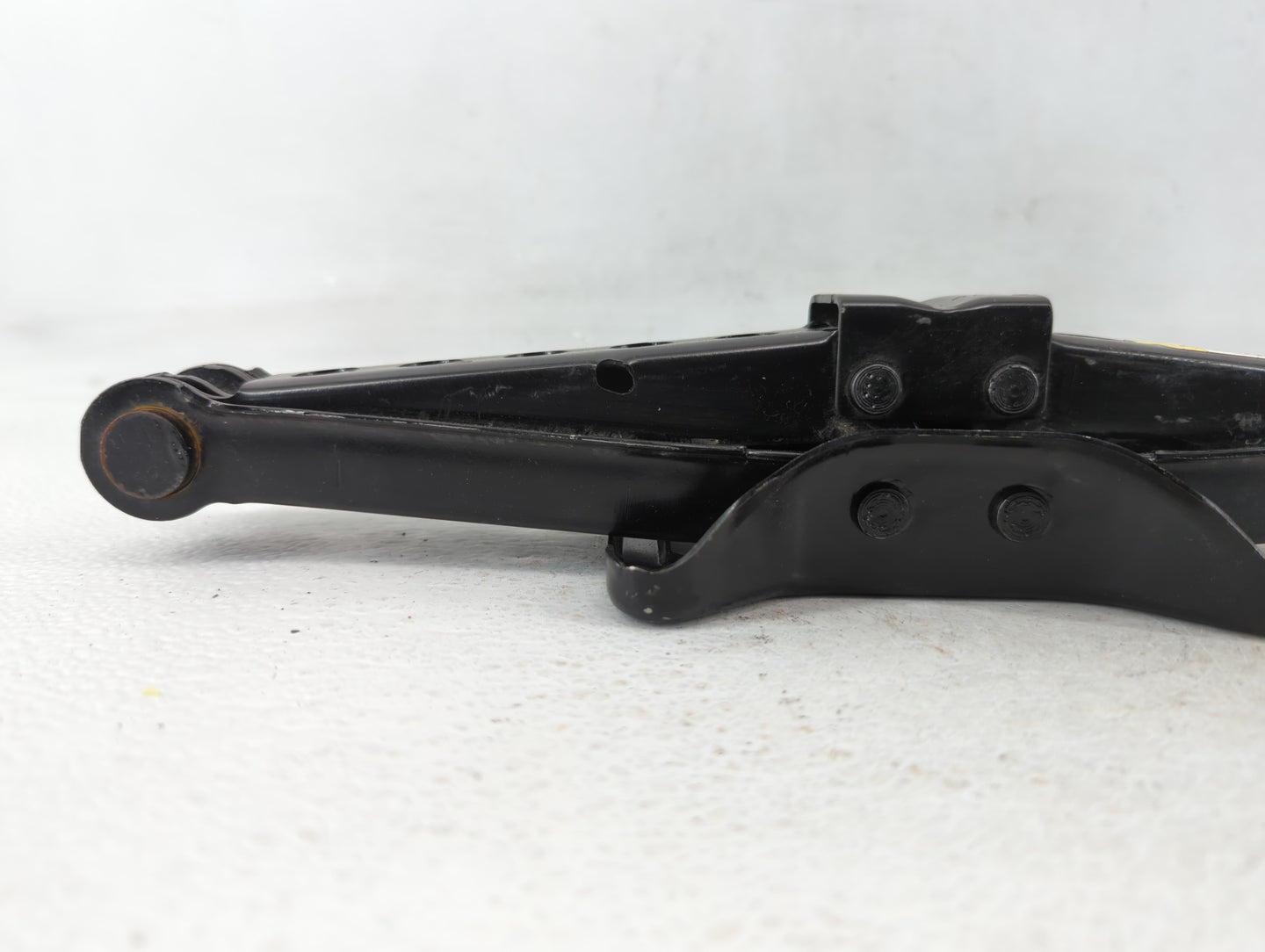 2011 Chrysler 200 Spare Scissor Car Jack - Oemusedautoparts1.com