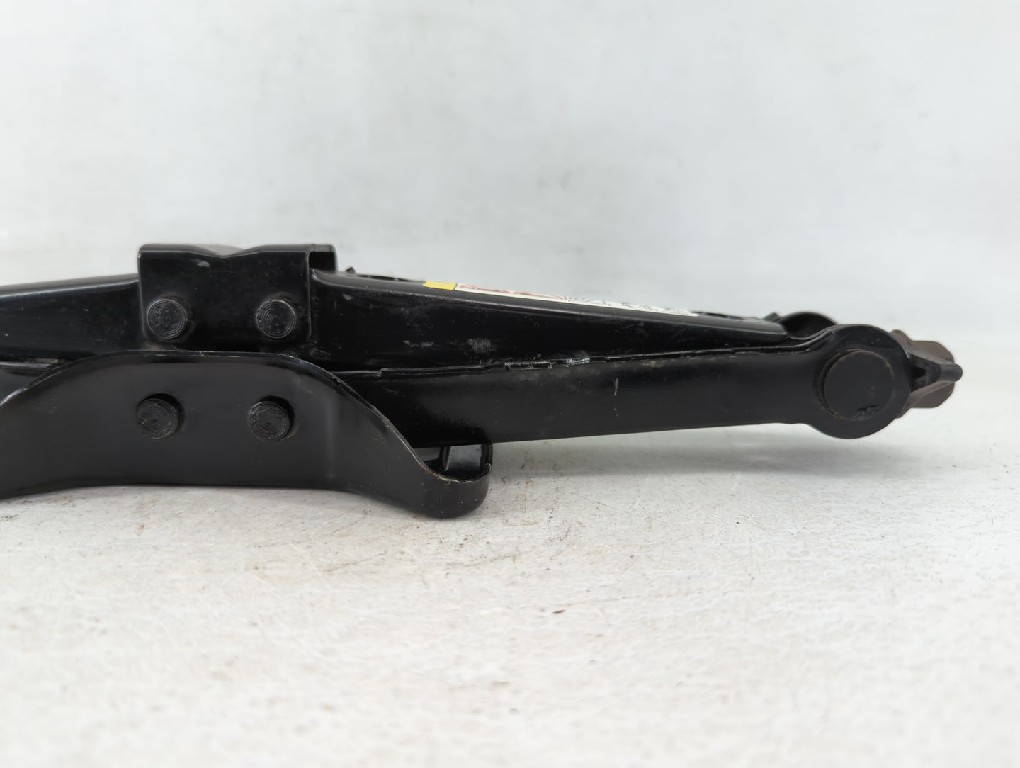 2011 Chrysler 200 Spare Scissor Car Jack - Oemusedautoparts1.com