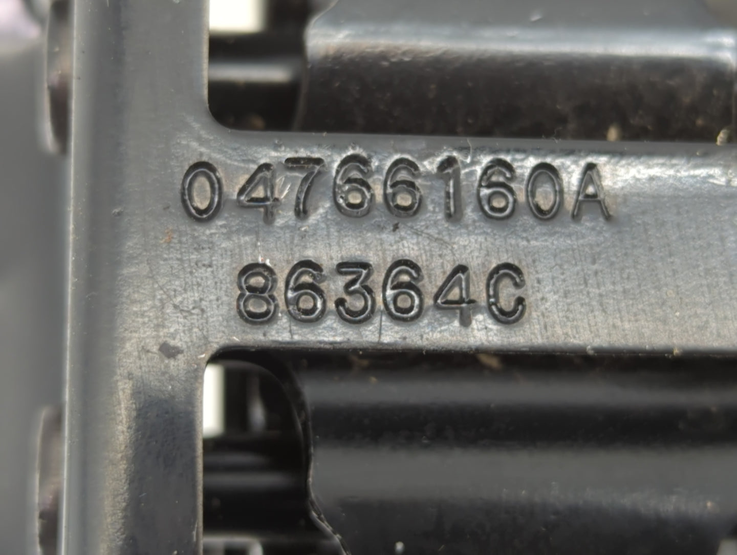 2011 Chrysler 200 Spare Scissor Car Jack - Oemusedautoparts1.com