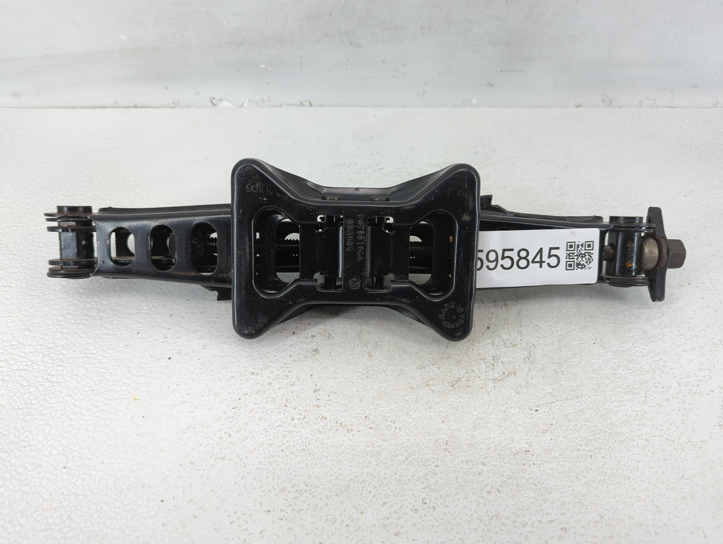 2011 Chrysler 200 Spare Scissor Car Jack - Oemusedautoparts1.com