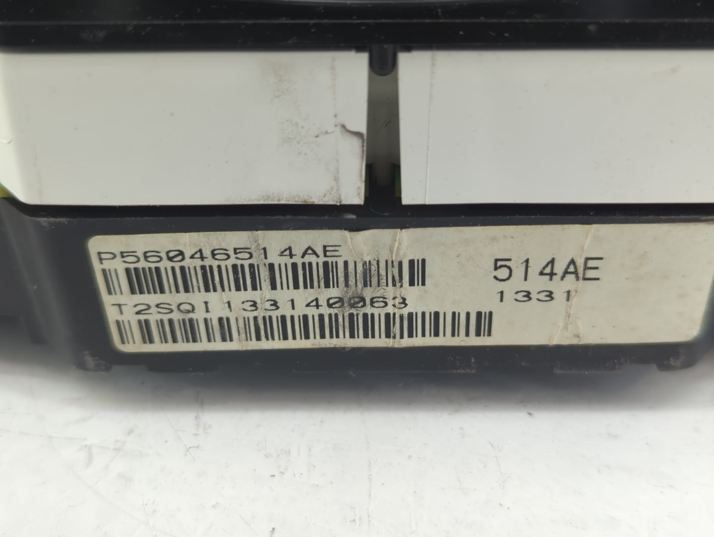 2011-2014 Chrysler 200 Instrument Cluster Speedometer Gauges P/N:P56046514AE Fits Fits 2011 2012 2013 2014 OEM Used Auto Par