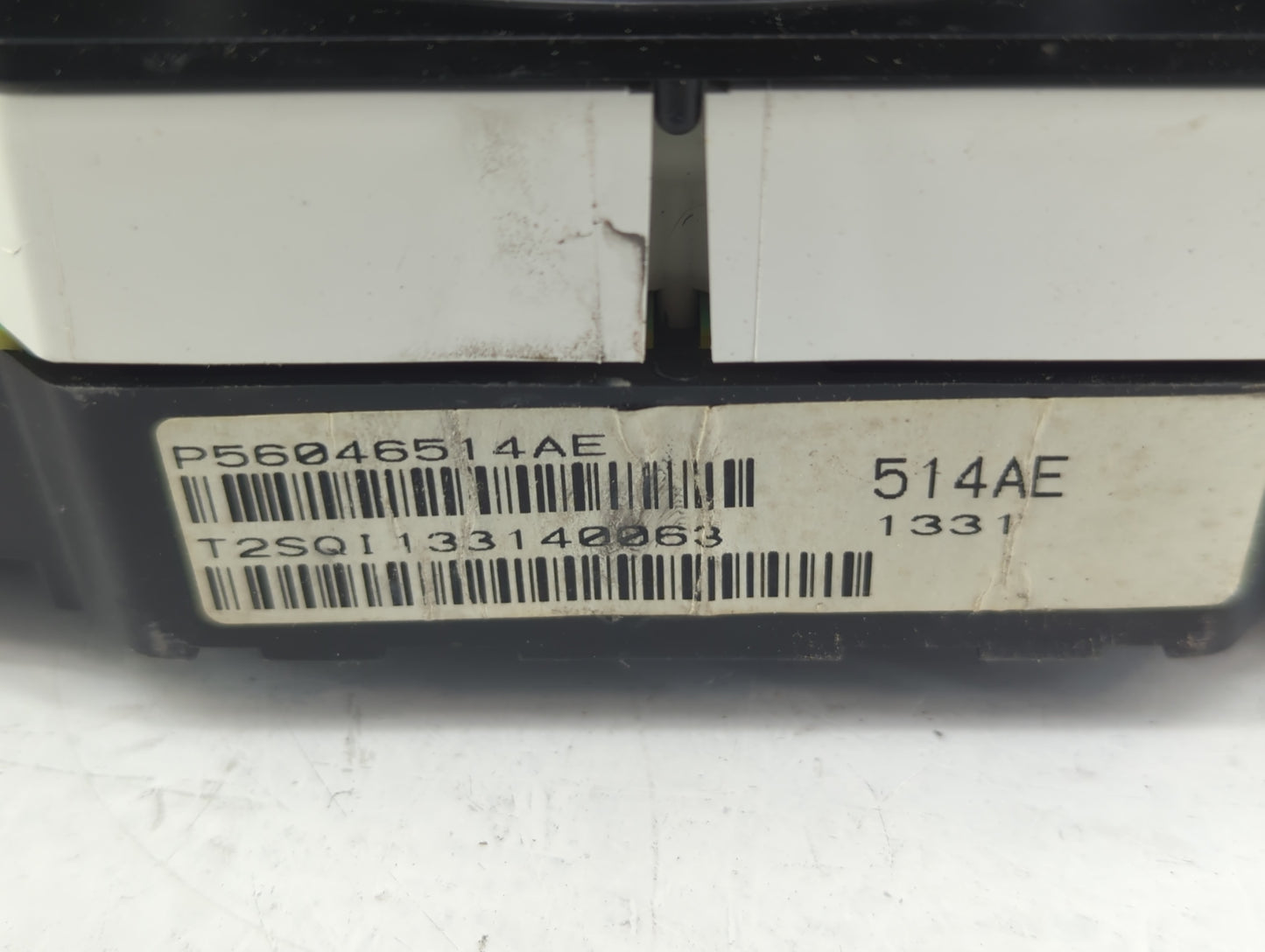 2011-2014 Chrysler 200 Instrument Cluster Speedometer Gauges P/N:P56046514AE Fits Fits 2011 2012 2013 2014 OEM Used Auto Par