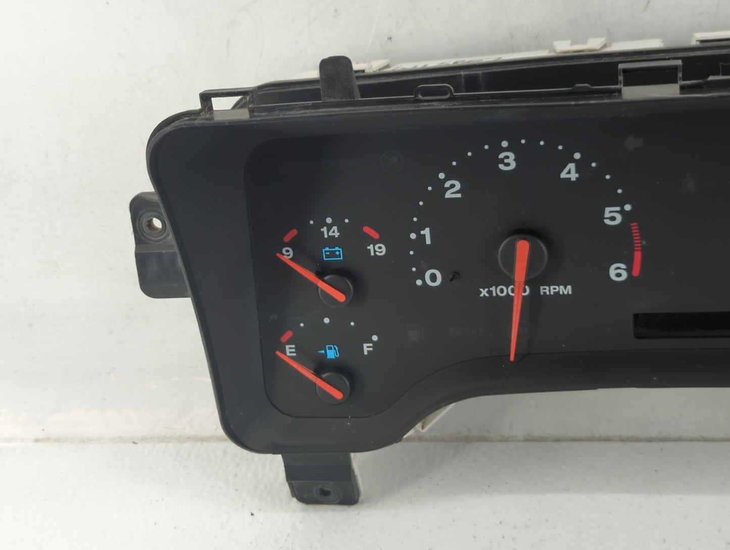 2011-2014 Chrysler 200 Instrument Cluster Speedometer Gauges P/N:P56047016AD Fits Fits 2011 2012 2013 2014 OEM Used Auto Par