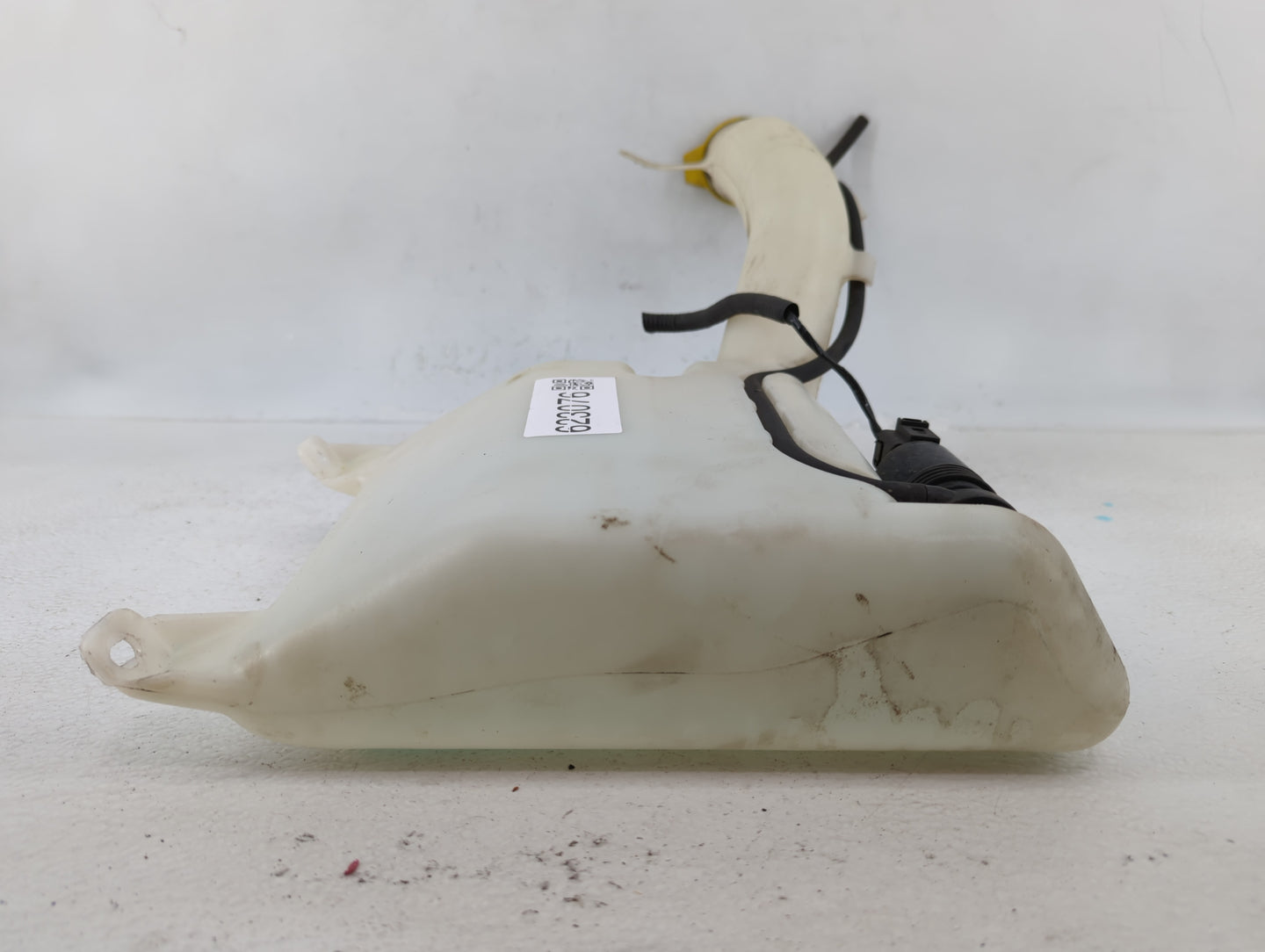 2011-2014 Chrysler 200 Windshield Washer Fluid Reservoir Bottle Oem - Oemusedautoparts1.com