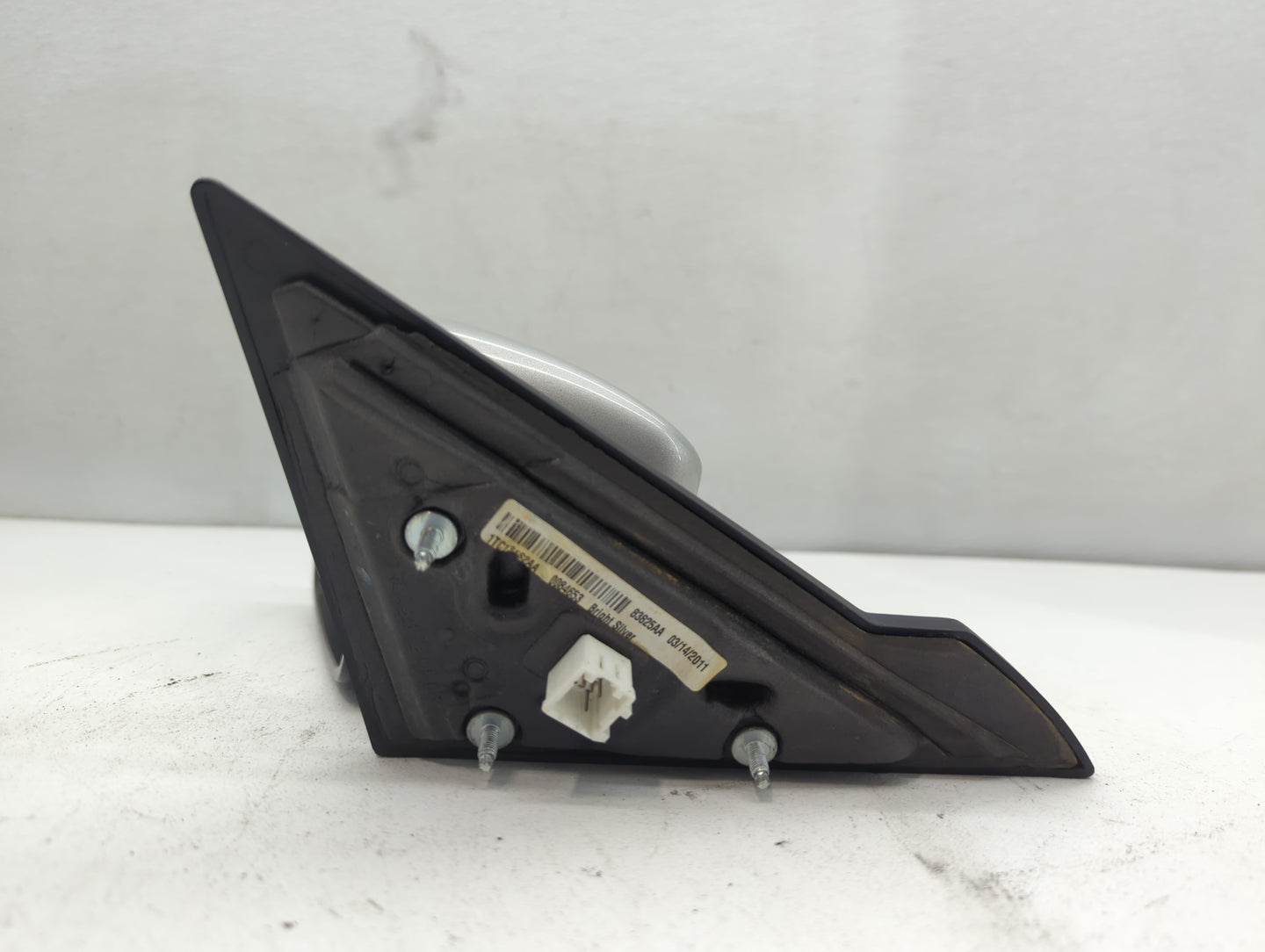 2011 Chrysler 200 Driver Left Side View Manual Door Mirror Silver - Oemusedautoparts1.com