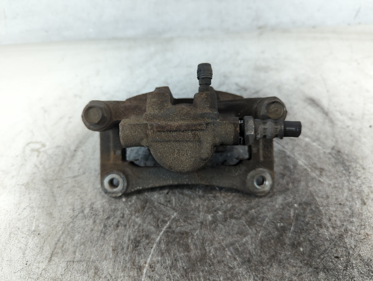 2011-2014 Chrysler 200 Front Driver Left Brake Caliper 699988 - Oemusedautoparts1.com