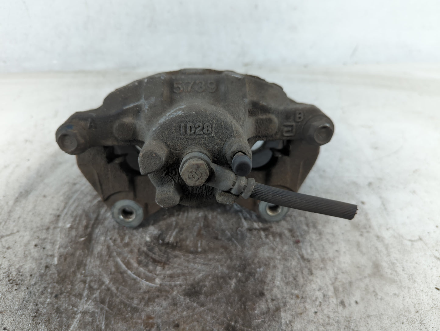 2011-2014 Chrysler 200 Front Passenger Right Brake Caliper - Oemusedautoparts1.com