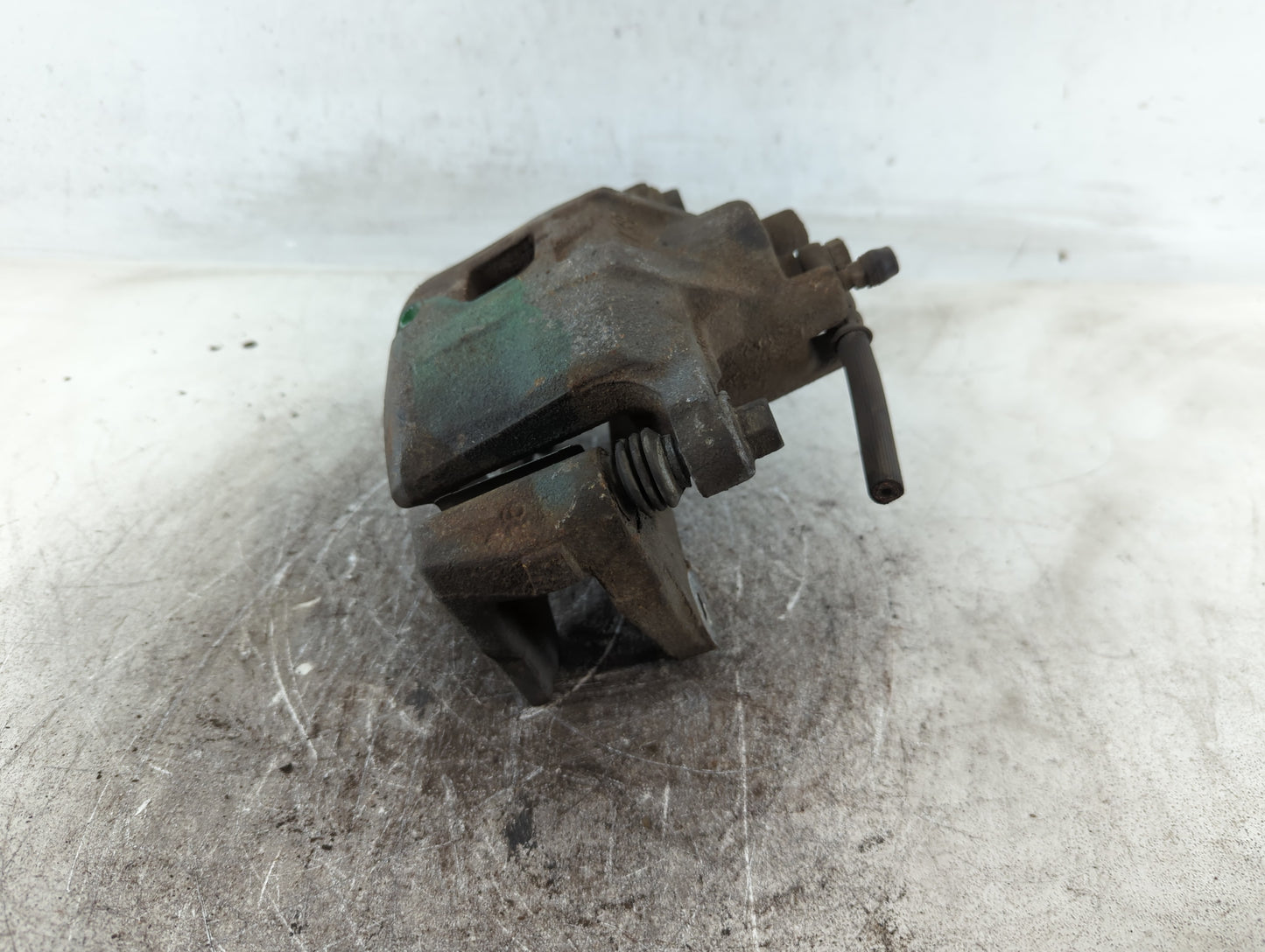 2011-2014 Chrysler 200 Front Driver Left Brake Caliper - Oemusedautoparts1.com
