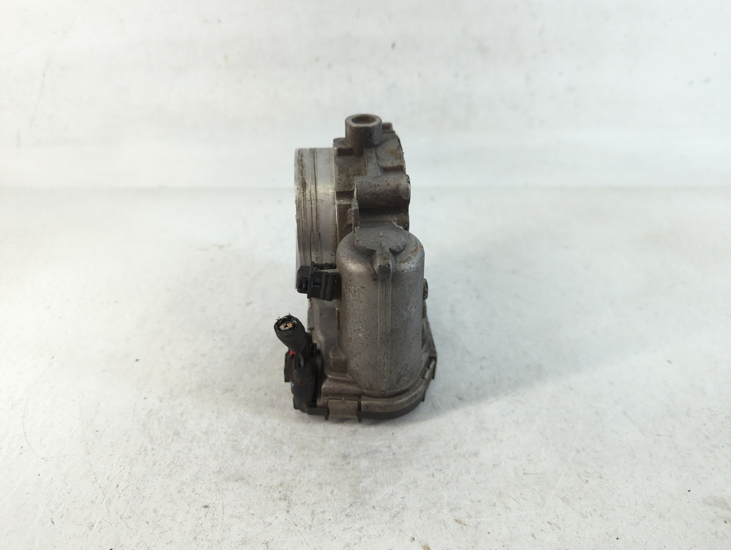 2011-2017 Chrysler 200 Throttle Body P/N:05184349AC Fits Fits 2011 2012 2013 2014 2015 2016 2017 2018 2019 2020 2021 2022 OE