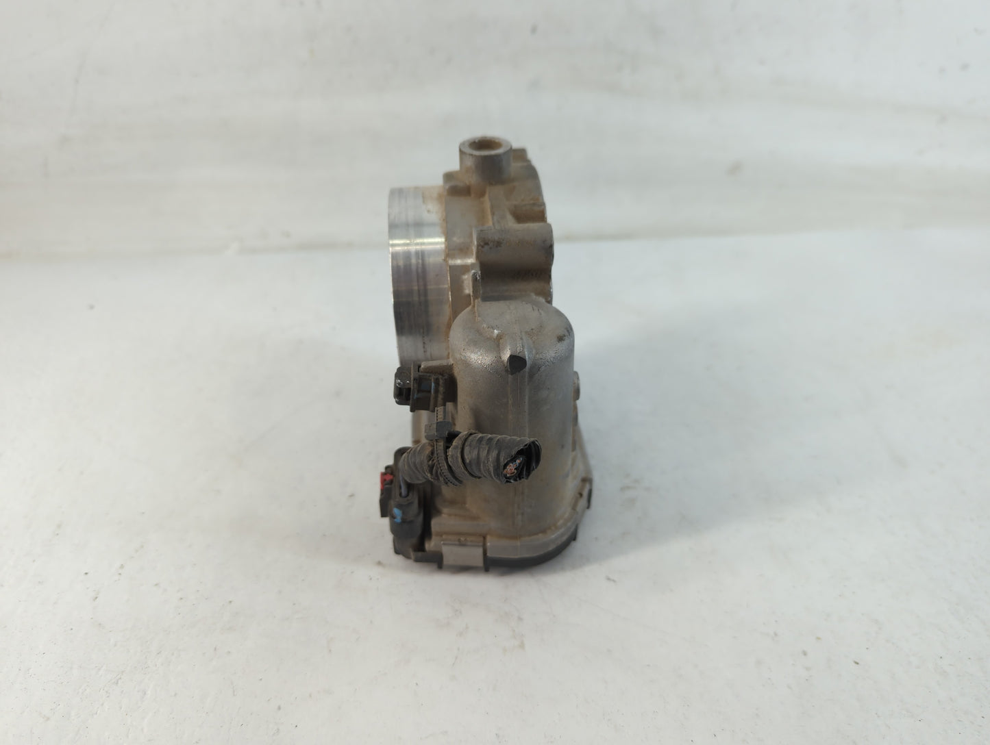 2011-2017 Chrysler 200 Throttle Body P/N:0 280 750 570 05184349AC Fits OEM Used Auto Parts - Oemusedautoparts1.com