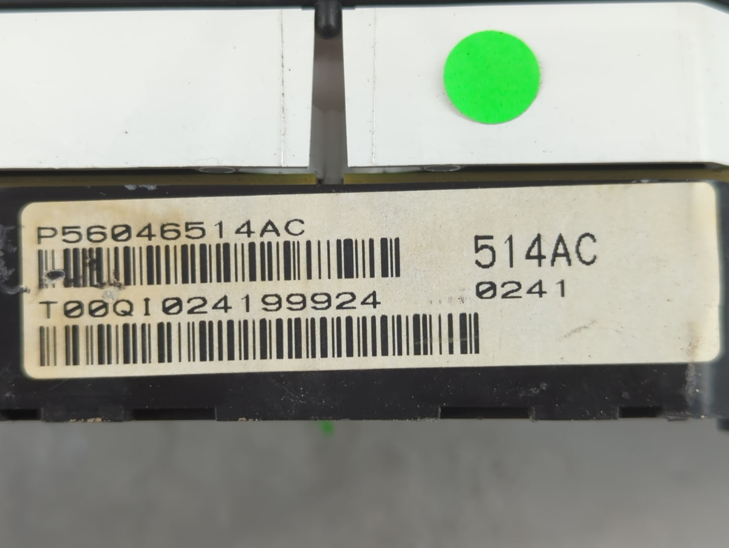 2011 Chrysler 200 Instrument Cluster Speedometer Gauges P/N:P56046514AC Fits Fits 2005 2006 OEM Used Auto Parts - Oemusedaut