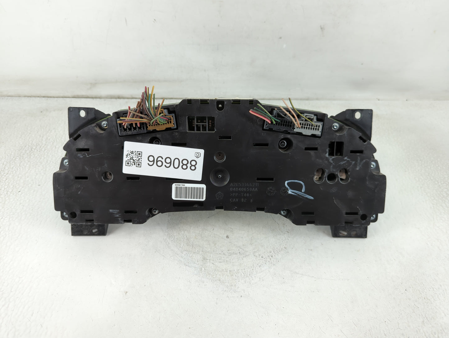 2011-2014 Chrysler 200 Instrument Cluster Speedometer Gauges P/N:04840659AA Fits Fits 2011 2012 2013 2014 OEM Used Auto Part