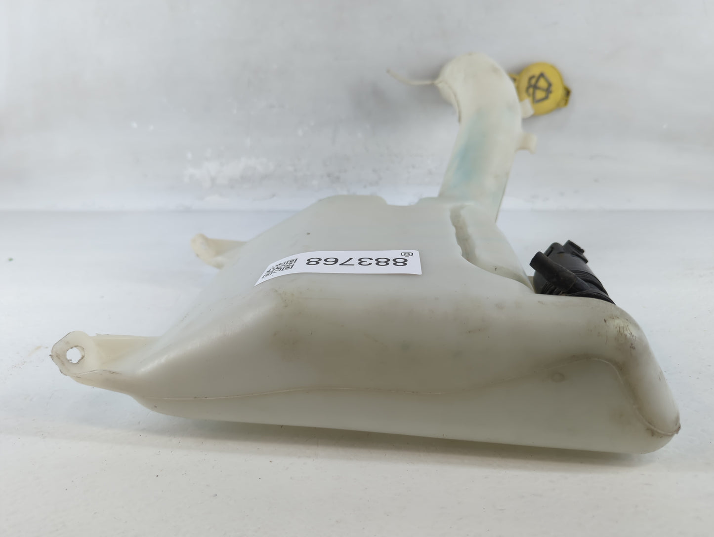 2011-2014 Chrysler 200 Windshield Washer Fluid Reservoir Bottle Oem - Oemusedautoparts1.com