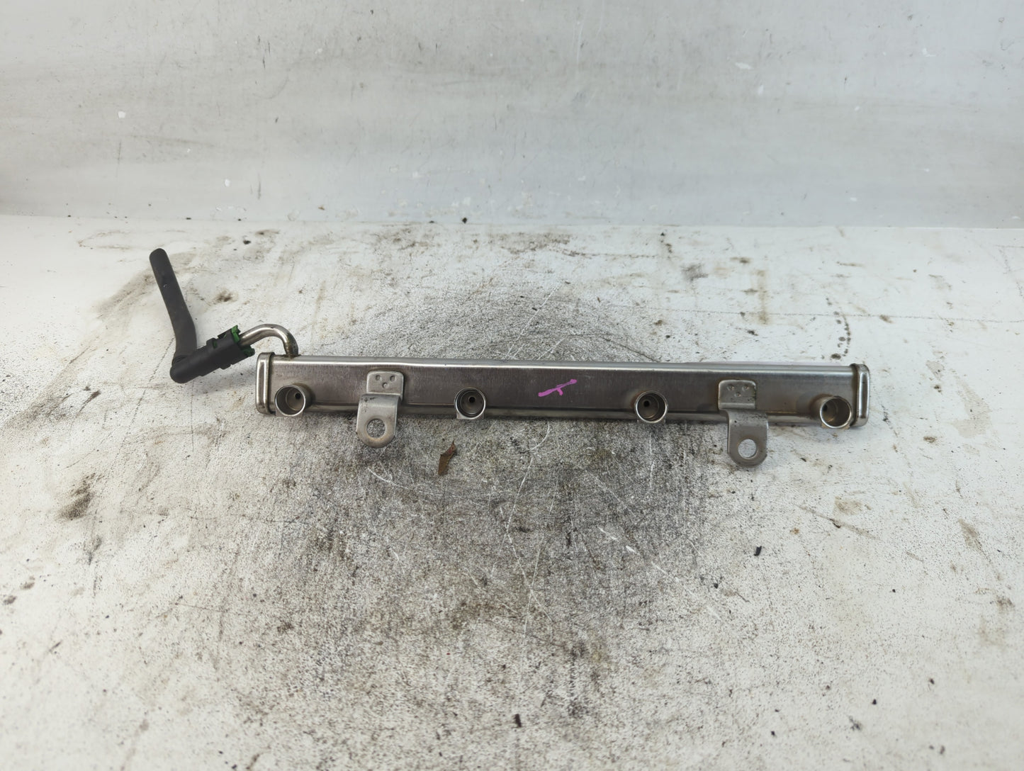 2011 Chrysler 200 Fuel Injectors Fits OEM Used Auto Parts - Oemusedautoparts1.com