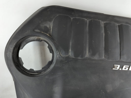 2011 Chrysler 200 Engine Cover