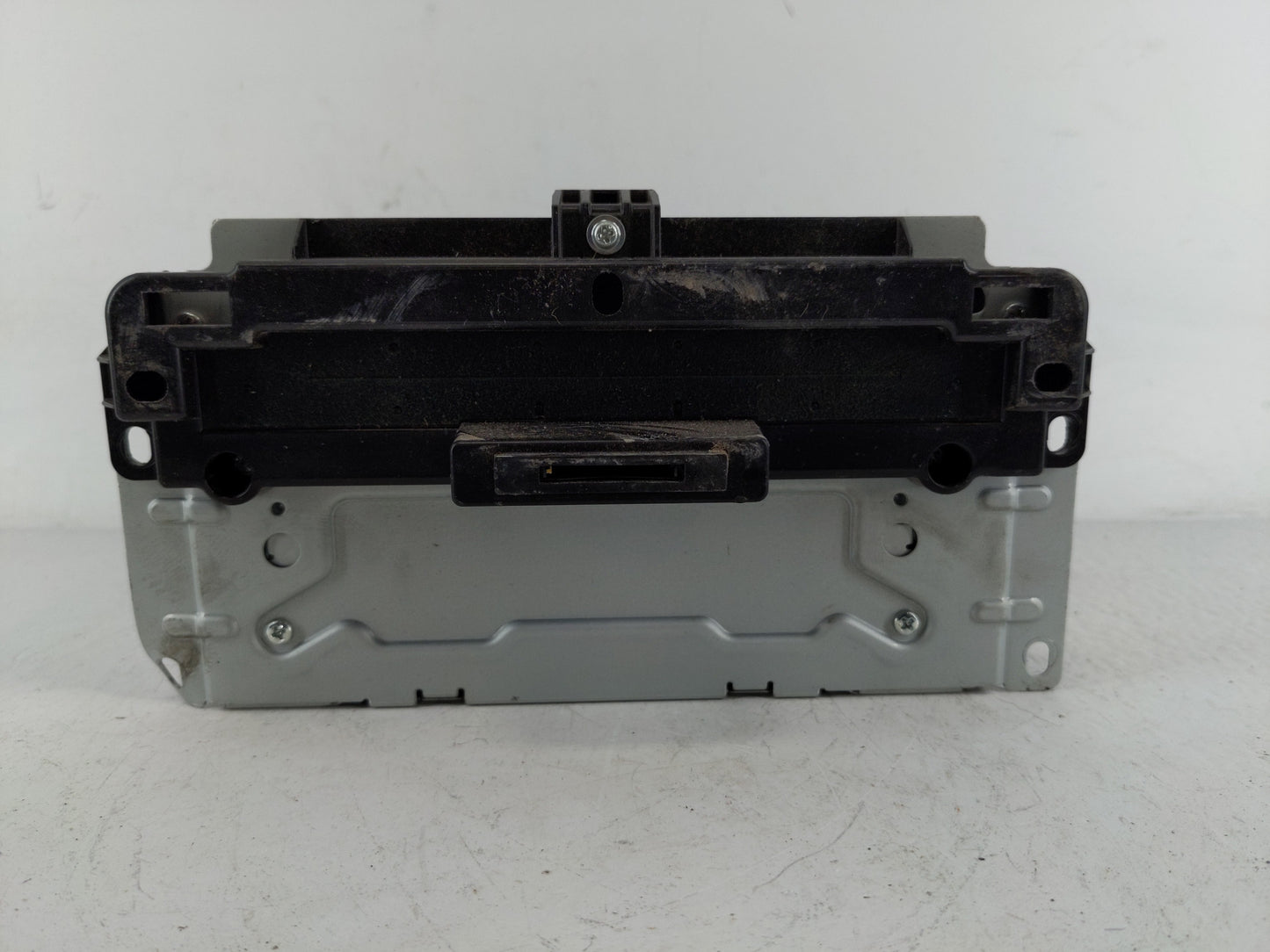2011 Chrysler 300 Radio AM FM Cd Player Receiver Replacement P/N:P05064538AM Fits OEM Used Auto Parts - Oemusedautoparts1.co