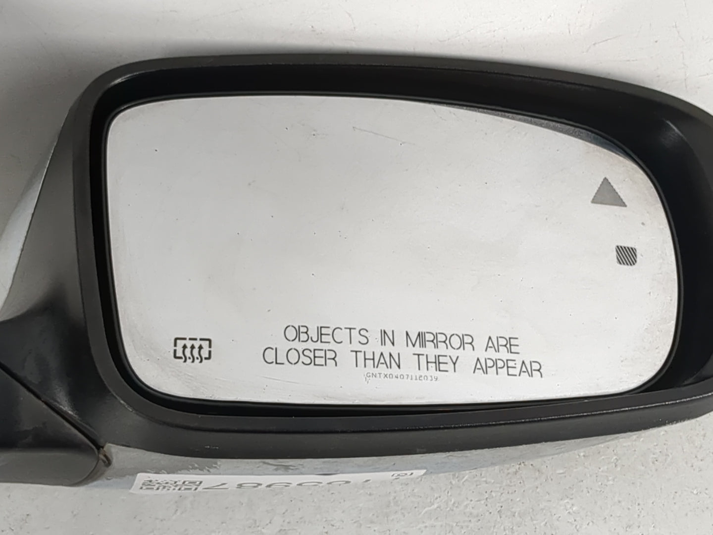 2011 Chrysler 300 Side Mirror Replacement Passenger Right View Door Mirror P/N:57010420AD Fits OEM Used Auto Parts - Oemused