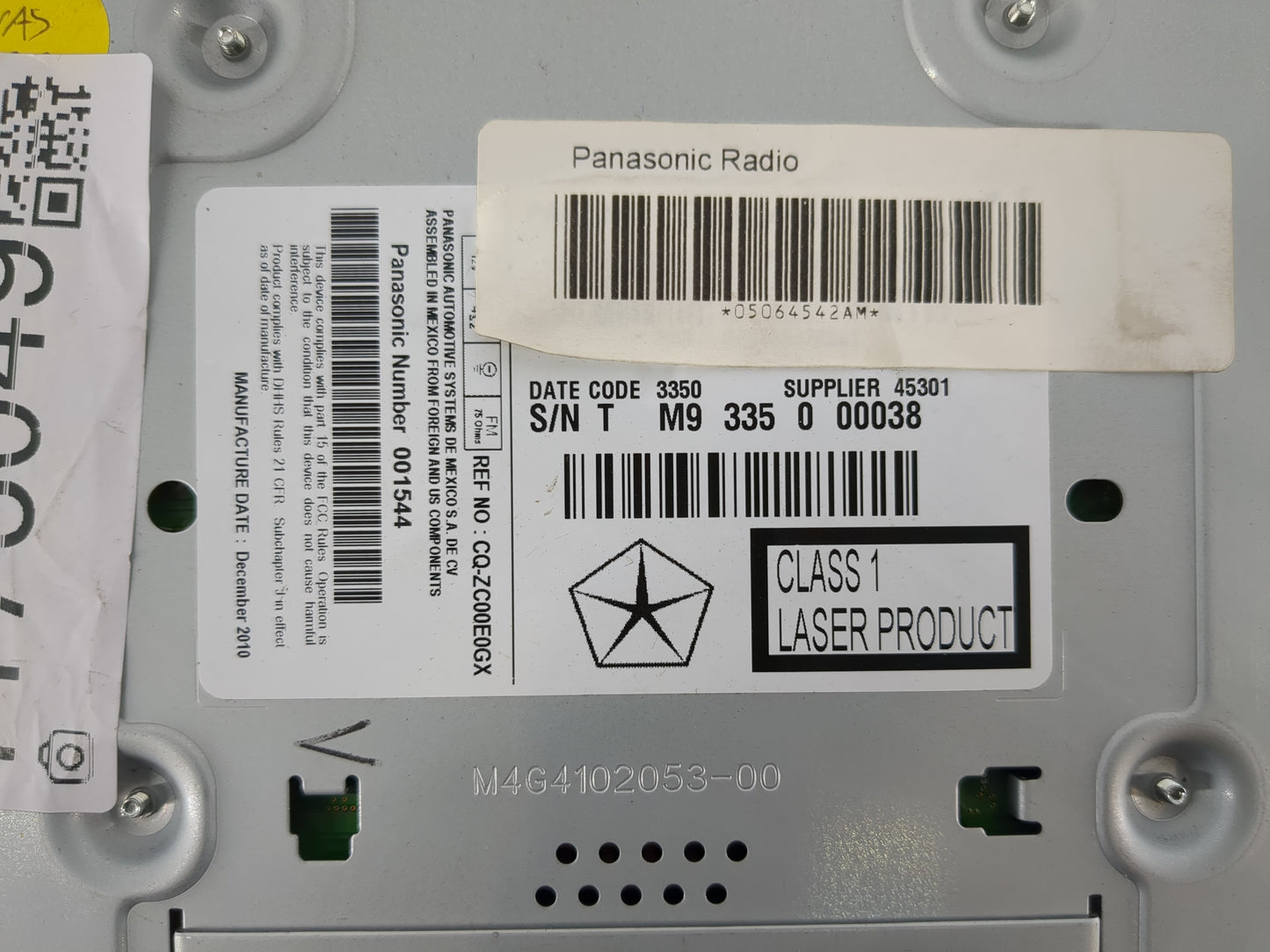 2011 Chrysler 300 Radio AM FM Cd Player Receiver Replacement Fits OEM Used Auto Parts - Oemusedautoparts1.com